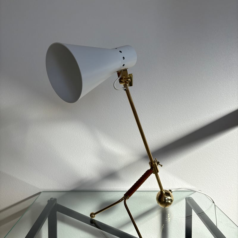 Tapio Wirkkala タピオ・ヴィルカラ INNOLUX テーブルランプ ホワイト |