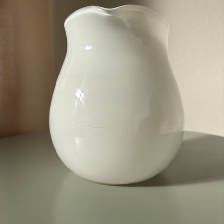 iittala white pitcher "Maire Gullichsen"