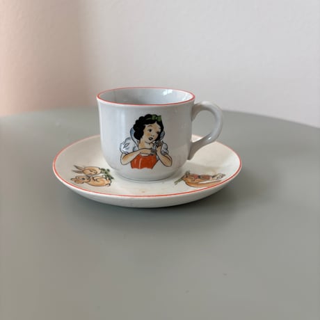 ▲1937 Arabia Finland "Snow White" Kids Cup&saucer❷