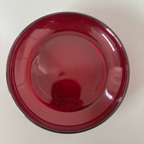 Saara Hopea Nuutajarvi 5277 Glass plate Red