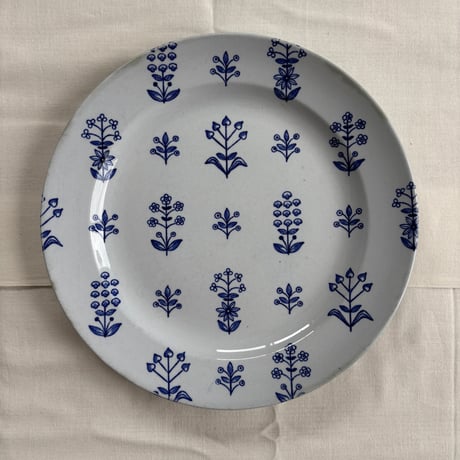ARABIA Birger Kaipiainen "Tapestry" rimmed plate❶