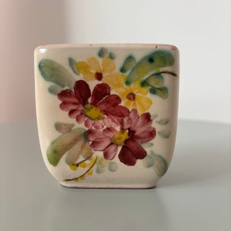 ARABIA FINLAND ARA Hand paint