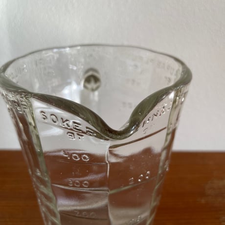 Riihimaki Finland measuring glass jug 1948
