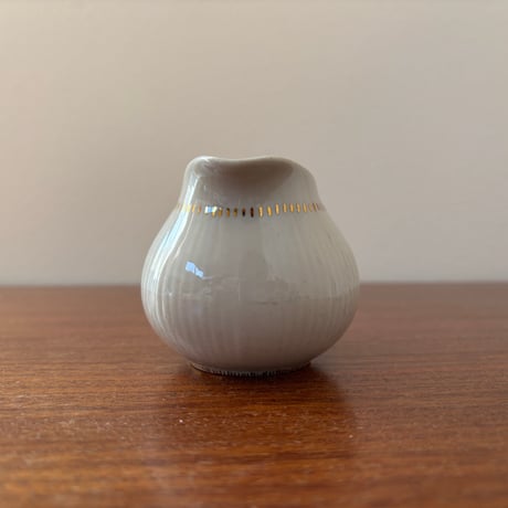 ARABIA Finland Hand Paint Kaj Franck "Sointu" creamer