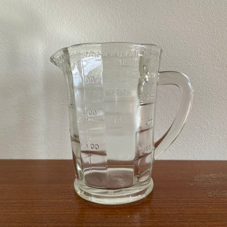 Riihimaki Finland measuring glass jug 1948