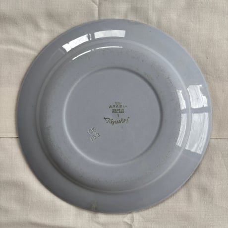 ARABIA Birger Kaipiainen "Tapestry" rimmed plate❷