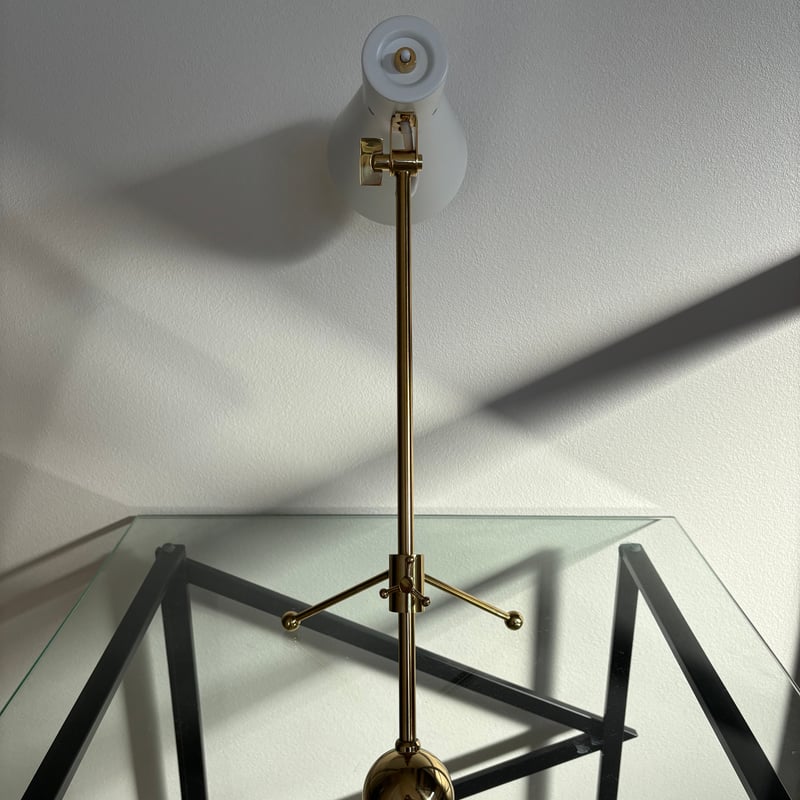 Tapio Wirkkala タピオ・ヴィルカラ INNOLUX テーブルランプ ホワイト |