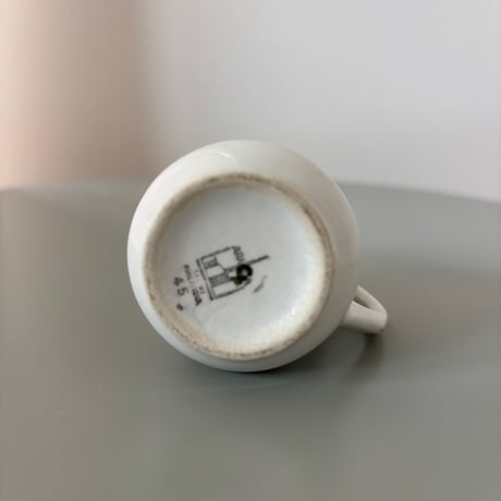 1937 Arabia Finland creamer