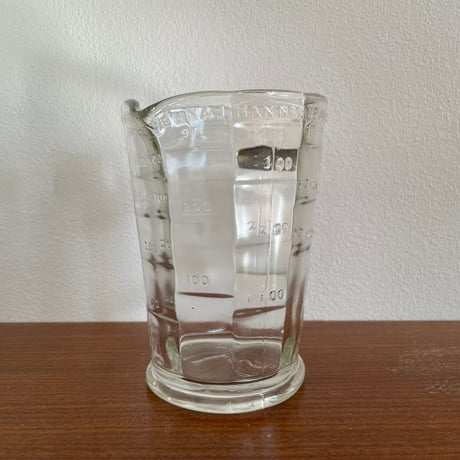 Riihimaki Finland measuring glass jug 1948