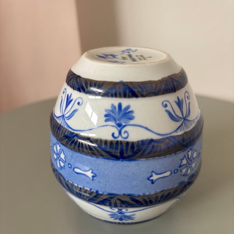 1952 ARABIA Finland KE Vase Hand paint