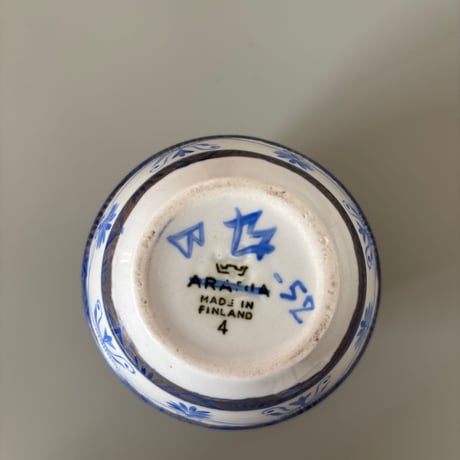 1952 ARABIA Finland KE Vase Hand paint