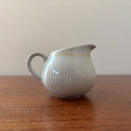 ARABIA Finland Hand Paint Kaj Franck "Sointu" creamer