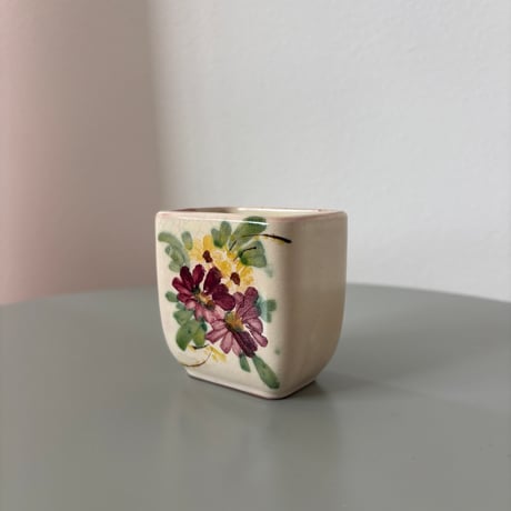 ARABIA FINLAND ARA Hand paint