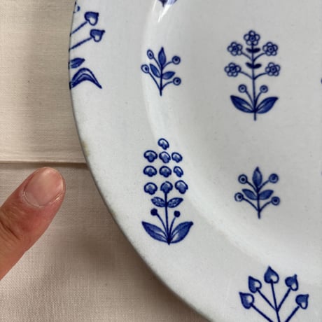 ARABIA Birger Kaipiainen "Tapestry" rimmed plate❶