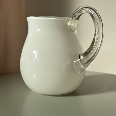 iittala white pitcher "Maire Gullichsen"