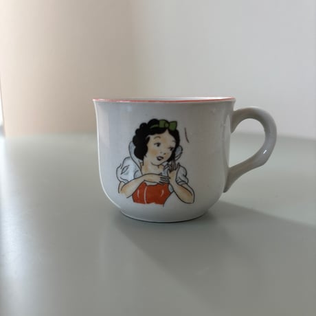 1937 Arabia Finland "Snow White"  Cup&saucer❶