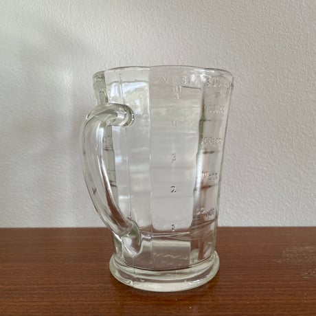 Riihimaki Finland measuring glass jug 1948