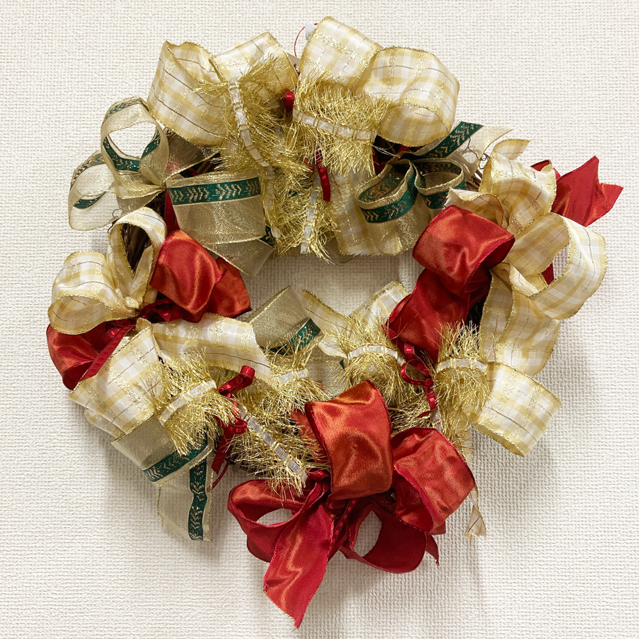 でっかいリボンと赤バラのリンリンクリスマスリース☆。.*2023