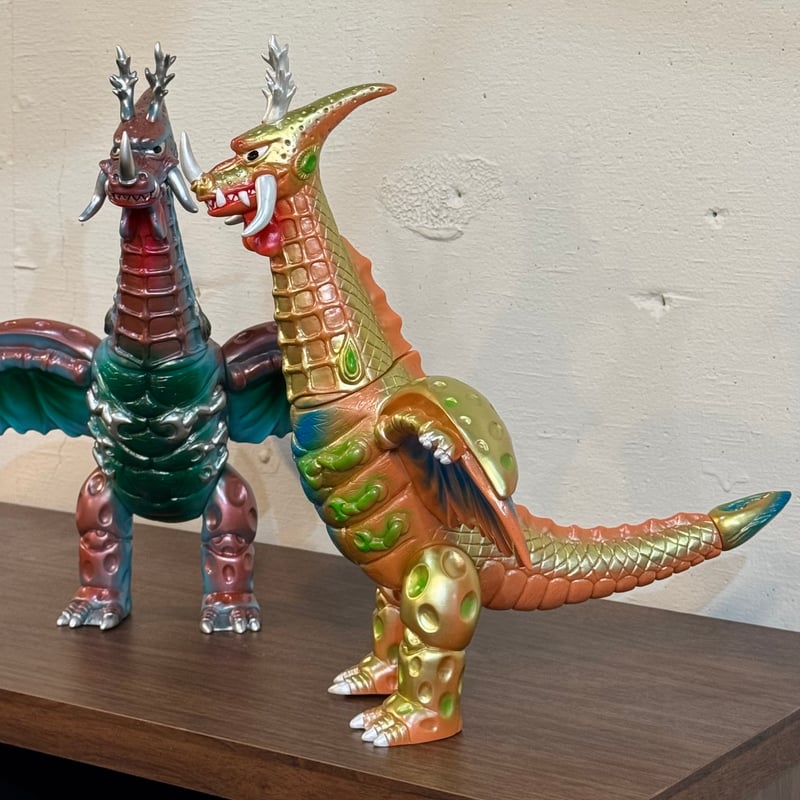 MaverickCreate x Atelier.a.dot】合体翼怪獣 キングギイスト2期