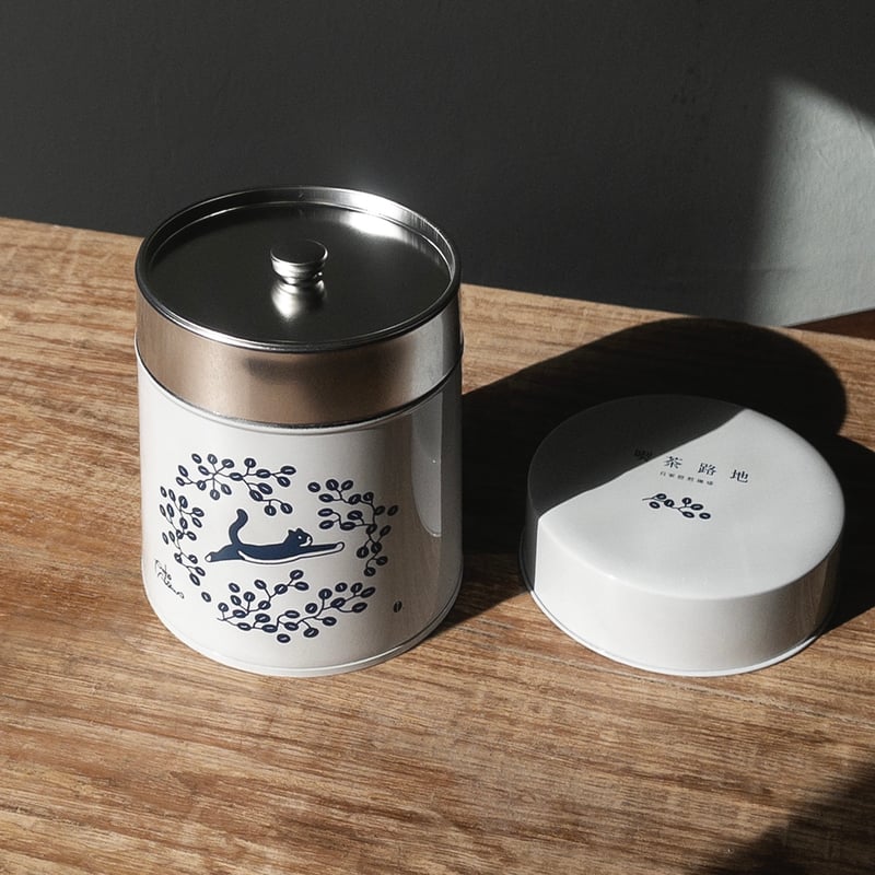 うさこ311ページ　リメイク缶　２号缶バッグ　蓋付き オリジナル珈琲保存缶 L ［ 朝野ペコ × 喫茶路地 ］ | 喫茶路地