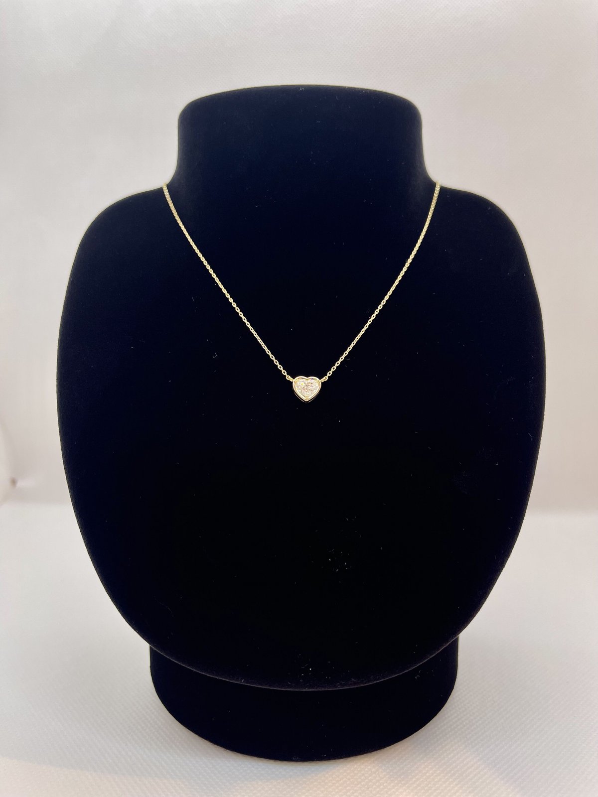 ゴールドハートダイヤモンドネックレス【ダイヤモンド合計0.564ct 