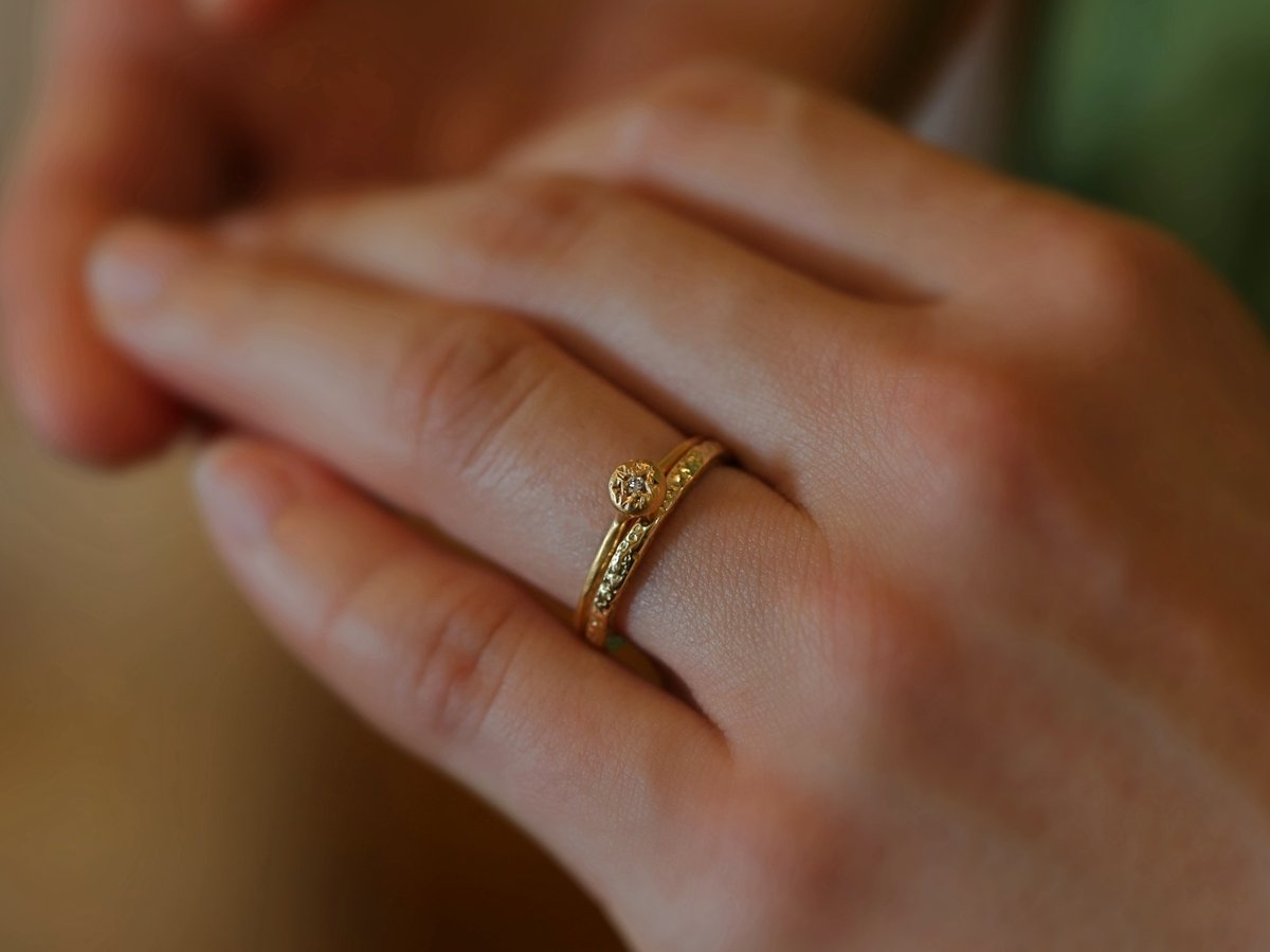 K18 ダイヤモンド　リング　美品　指輪　11号　ムーン　ゴールド　月　ウェーブ K18 ダイヤモンド リング 美品 指輪 11号 ムーン ゴールド 月 ウェーブ