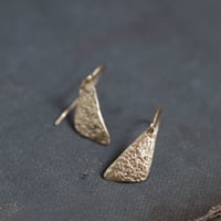 レース ピアス K18