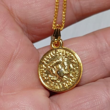 ネックレス　コイン　チャーム　ゴールド　シンプル　軽量　細め
