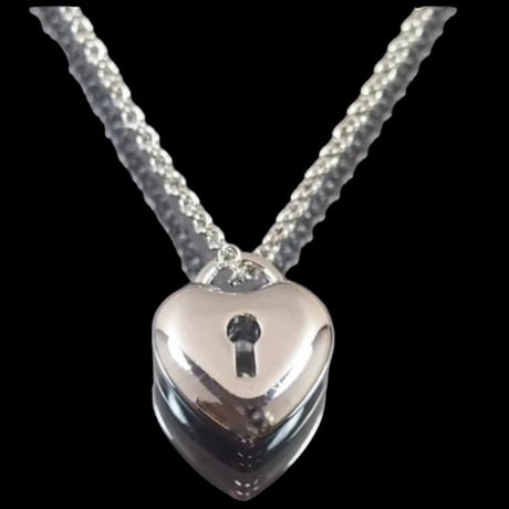ハート　ロック　ネックレス　合金　ロジウム　鍵穴　アジャスター　オススメ　7g　シルバー　心の扉　レディース　アクセサリー　安心