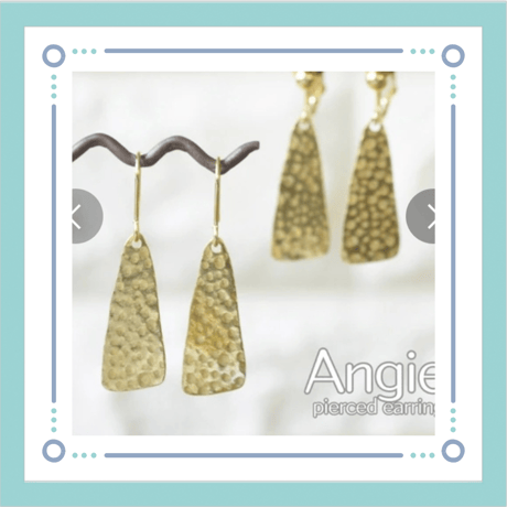 【Angie】 無垢真鍮 平面サンド三角形 ゴールド ピアス