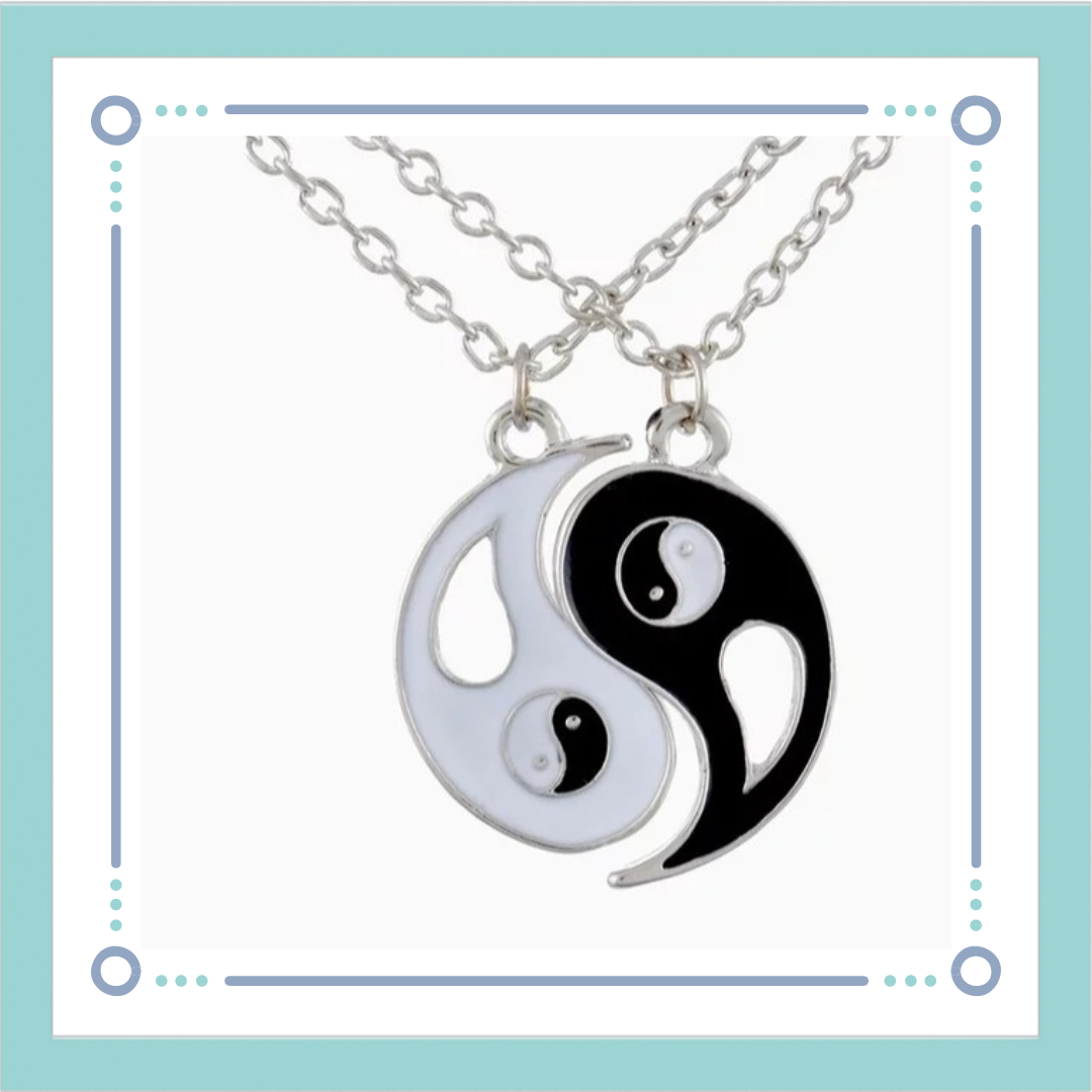 縁結び波之上神社★彼とラブラブウサギ勾玉オルゴネックレス ネックレス 陰陽 勾玉 ペンダント ペア 和合 コンビ 符号 約束 愛 友情