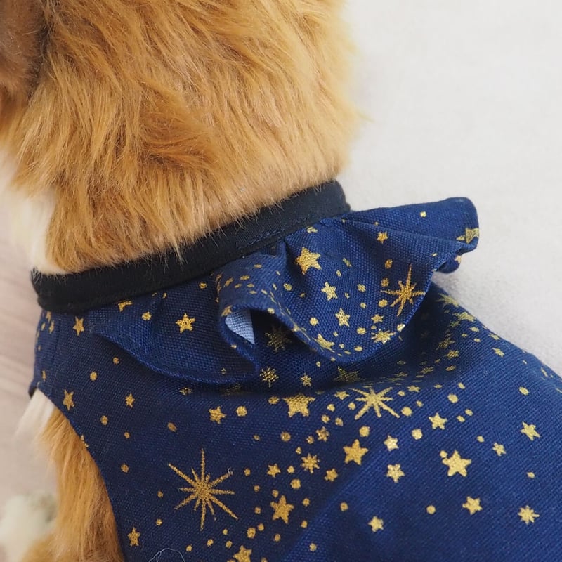 Sサイズ》星柄フリルワンピース 犬用服 簡単着脱 おしゃれなペット服 