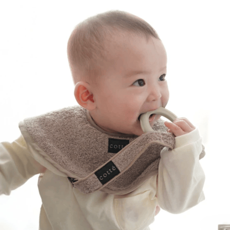 送料無料！Cotté コッテ ベビー 今治タオルまるふわスタイ＆マルチホルダーセット ベビーグッズ 男の子 女の子 ベビー 新生児 キッズ 子供 トドラー プレゼント 出産祝い