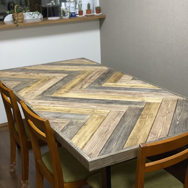 屋久杉 一枚板 ダイニングテーブル | GRAXEN JAPAN 屋久杉で作った 