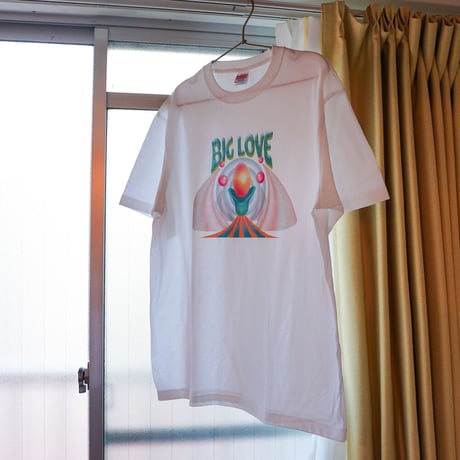 BIG LOVE Tシャツ