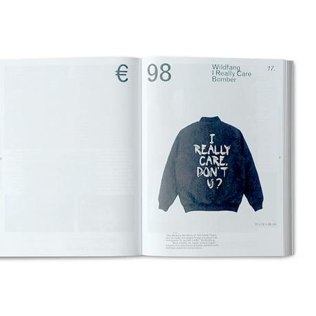 Zsofia Kollar / Object-Oriented Identity: Cultural Belongings from our Recent Past
