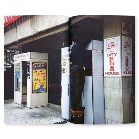 Auto-Photo: A Life in Portraits