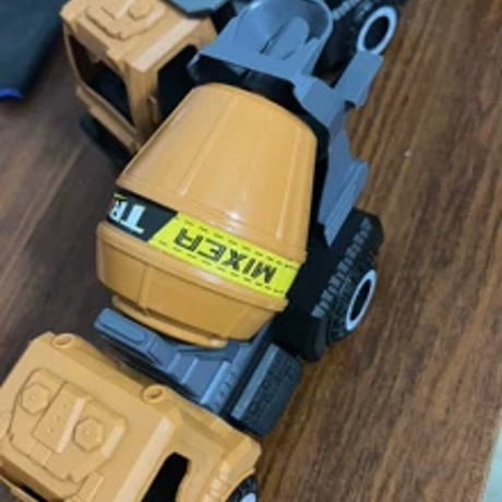 大きなリアル工事車両4台セット慣性走行子供男の子玩具新品未開封