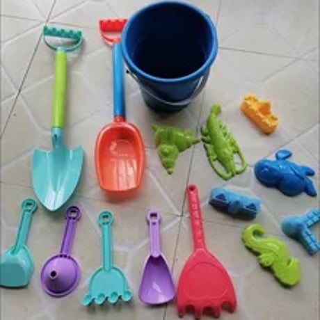 子供用砂遊びセット 大型スコップ付 砂時計バケツ 工具17?35点セット 安全素材