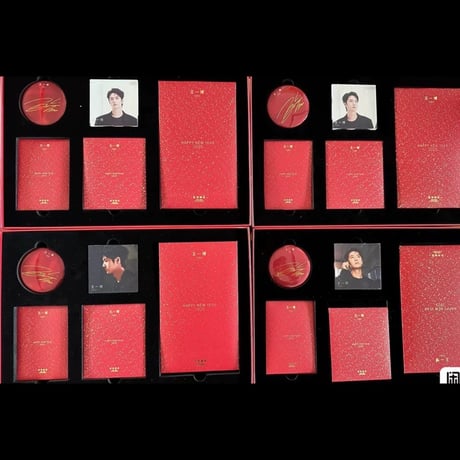 王一博（ワン・イーボー）王一博楽華家族新春礼盒Hitcardトレカセット新品現貨