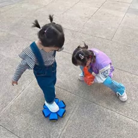 子供用変形ボール踏み踏みボール屋外遊び弾力ボールキッズおもちゃ