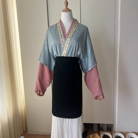 田曦薇樊長玉?妝粉青漢服レンタル
