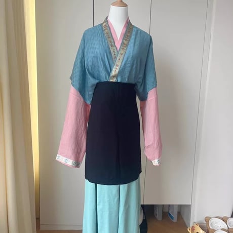 逐玉 田曦薇??漢服レンタル 粉青色