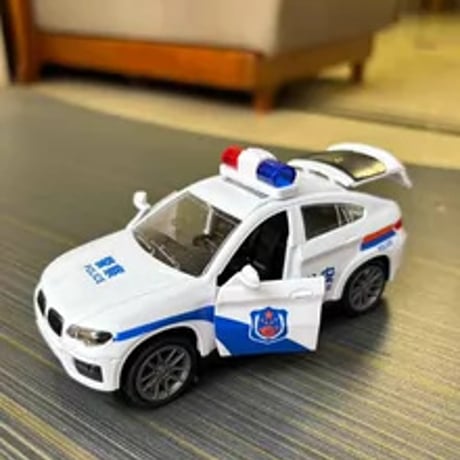 新品未使用ミニカー4台セット加厚プラスチック慣性ドア開閉耐衝撃12cm
