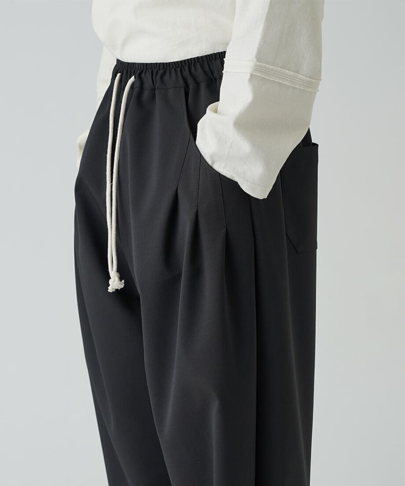 LOOSE SHIFT PLEATED PANT-BLACK | Remind life basic LOOSE SHIFT PLEATED PANT-BLACK | Remind life basic