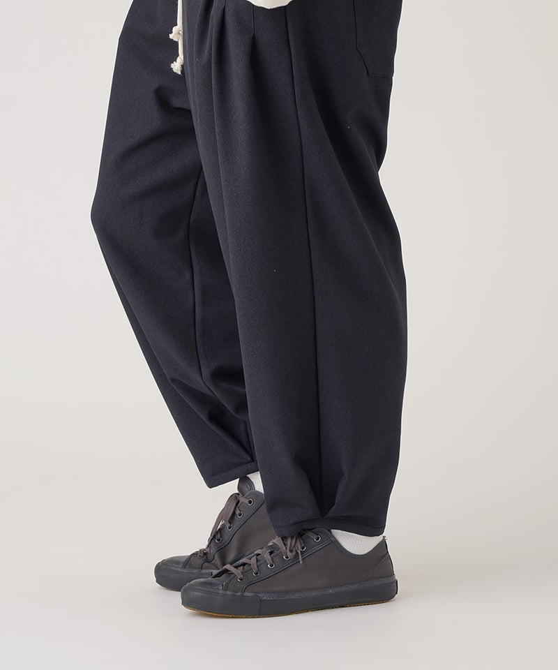 LOOSE SHIFT PLEATED PANTS-Bluish black- | Remin