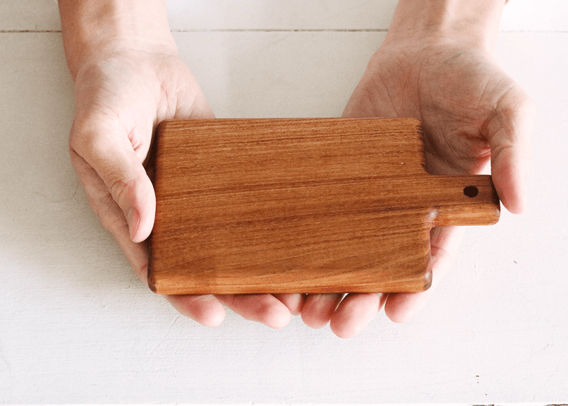 星居社】エンジュのミニカッティングボード | ヒジノワ オンライン