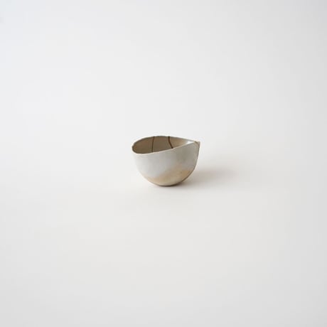 渡辺隆之 / 碗 （白）・金継ぎ