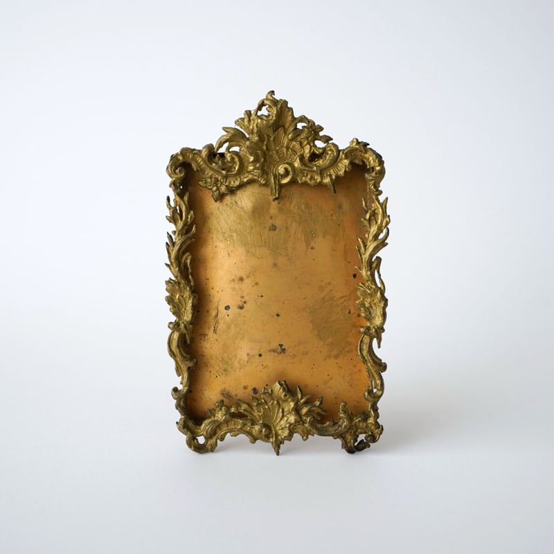 3連フレーム レリーフ 真鍮 ロココ調 ロカイユ模様フォトフレーム額縁/K190 3連フレーム レリーフ 真鍮 ロココ調 ロカイユ模様フォト