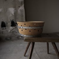 木の大きい樽